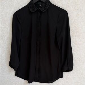 Elegant Black Women's Top with Lace Collar